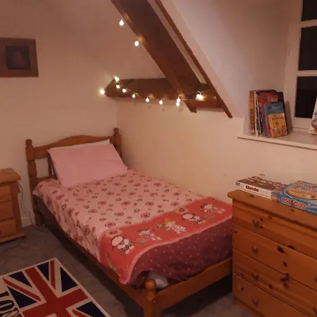Holiday home Hameau Kerhotten Langoelan